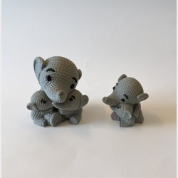 Elefant med barn/b�rn