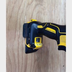 Dewalt batteri og maskine holder 